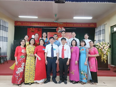 Mừng vui Đại Hội Chị bộ trường THCS Biên Giang