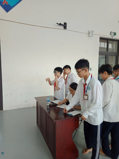Khám sức khỏe cho học sinh